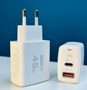 GearUP GP007 45W Fast Charging PD 30 QC 30 USB Wall Charger DSEG0032